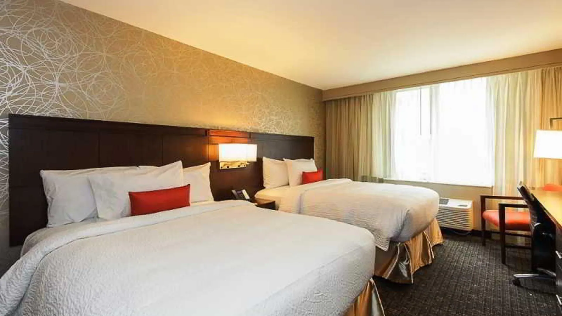 Courtyard By Marriott Times Square West Hotel New York