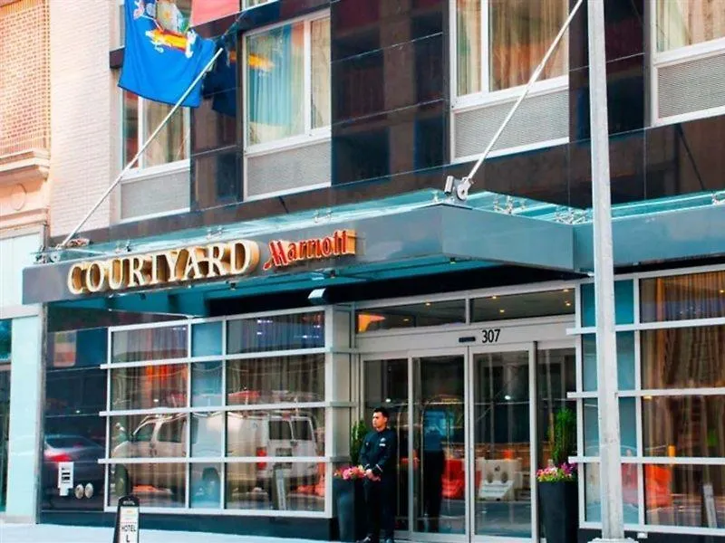 Courtyard By Marriott Times Square West Hotel New York 3*,