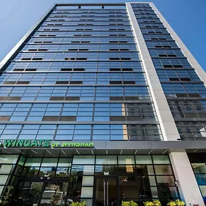 מלון Wingate By Wyndham Long Island